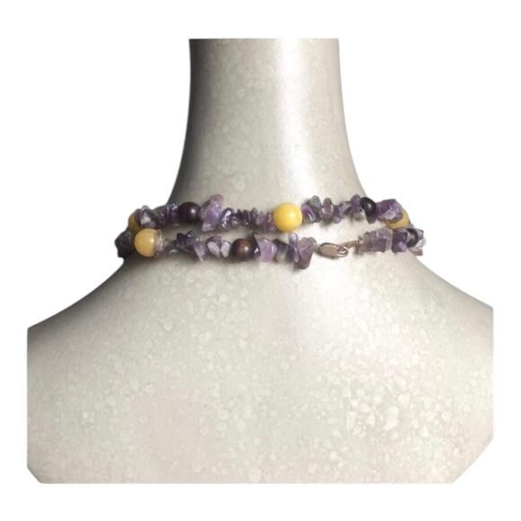 Retro Summer Vibe Beaded Irregular Shaped Purple and Yellow Beads Necklace - Picture 9 of 9